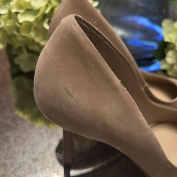 Steve Madden Classie Pointed Toe Pumps - Picture 6 of 6